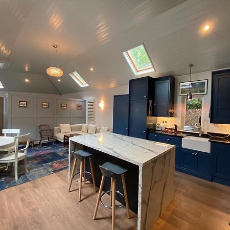 オーターアードGem In Connemara Flatアパートメント エクステリア 写真